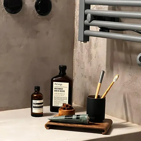 Hellofrom Tobacco Warehouse *