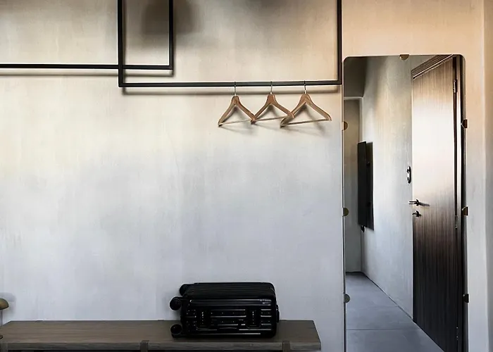 Hellofrom Tobacco Warehouse *