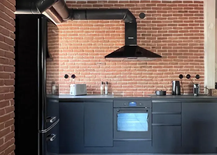 Hellofrom Tobacco Warehouse *