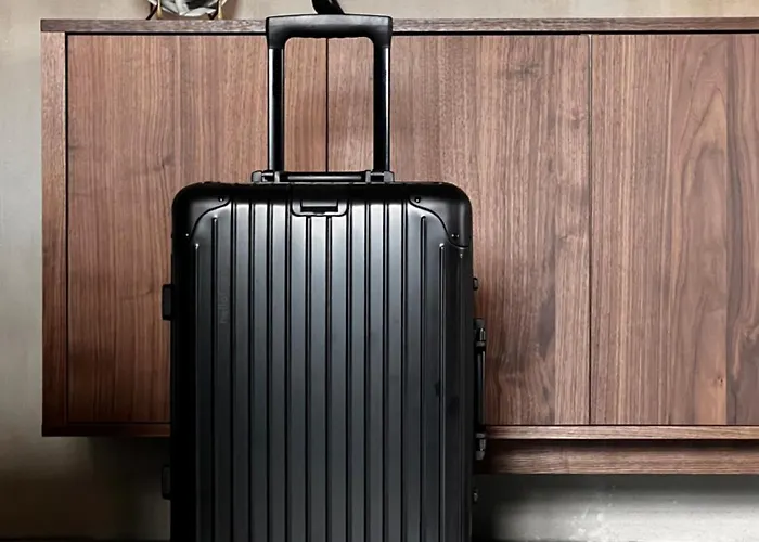 Hellofrom Tobacco Warehouse *