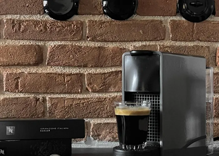 Hellofrom Tobacco Warehouse Apartman *