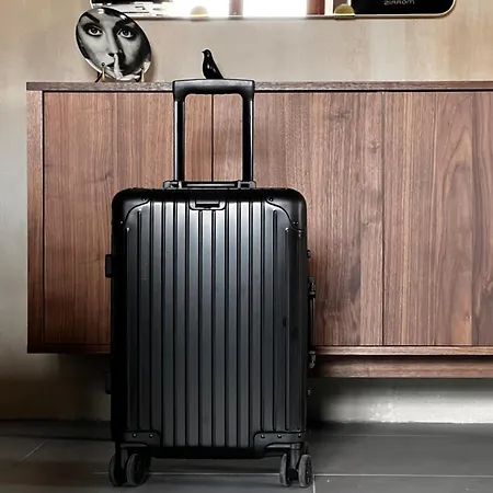 Hellofrom Tobacco Warehouse *