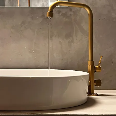 Apartment Hellofrom Tobacco Warehouse