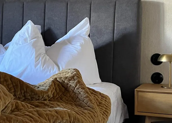 Hellofrom Tobacco Warehouse *