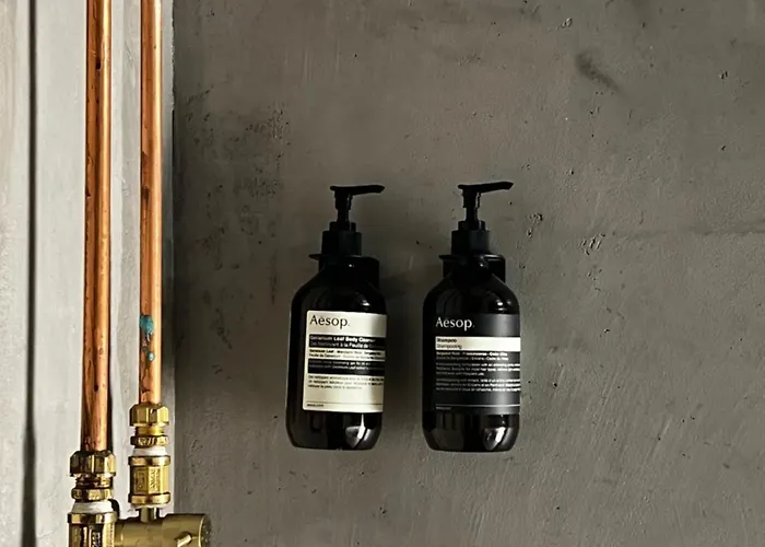 Hellofrom Tobacco Warehouse