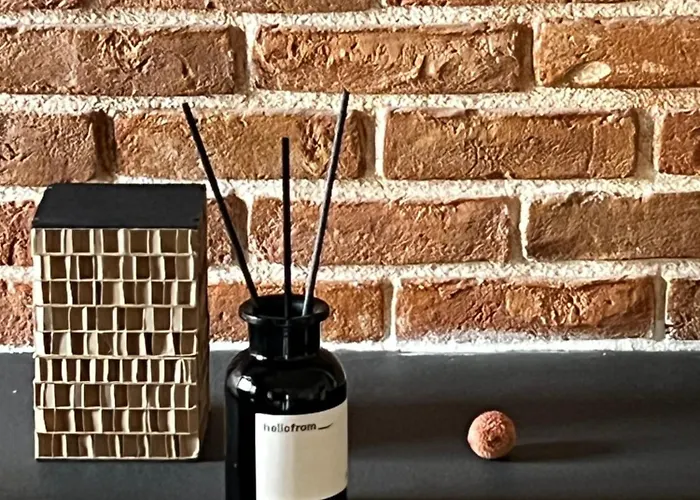 Hellofrom Tobacco Warehouse *